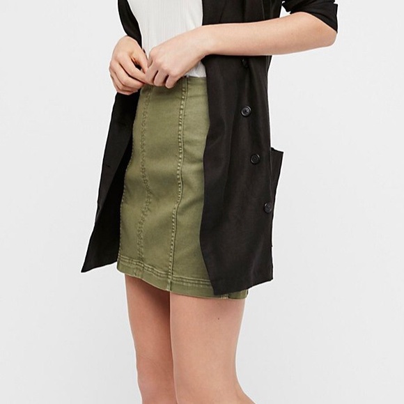 Free people modern femme mini skirt - Picture 3 of 10